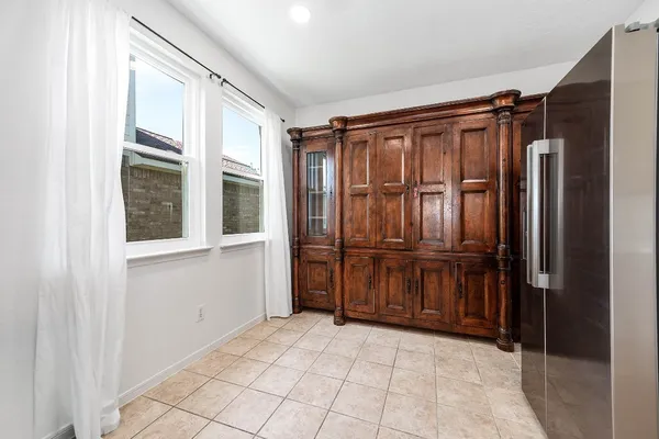 $2,600 | 4502 Park Trail Lane, Pasadena, TX 77505