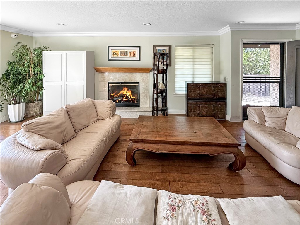 19169 Index Street Porter Ranch, CA 91326 - Photo 4 of 18 Gallery Image 4