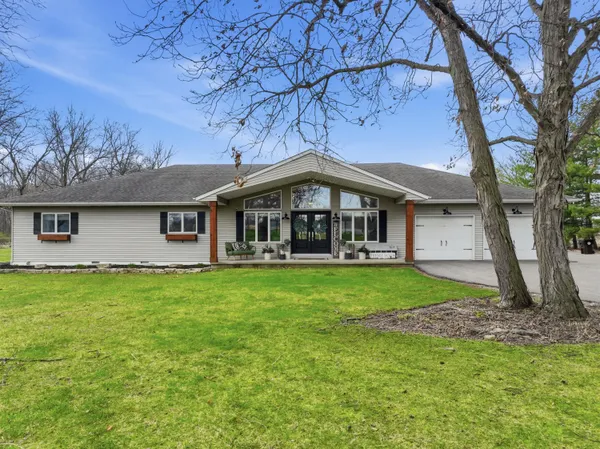$820,000 | 772 West 900 South, Hebron, IN 46341