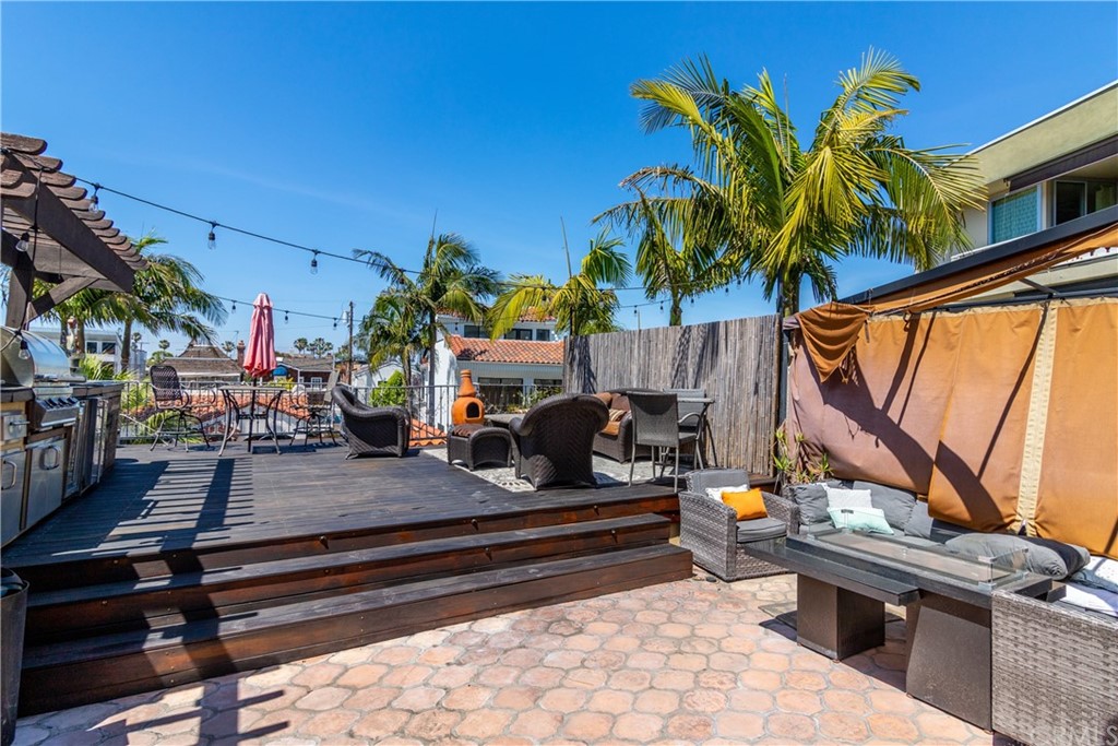 66 Corinthian Walk Long Beach, CA 90803 - Photo 23 of 26 a view of outdoor space and seating area