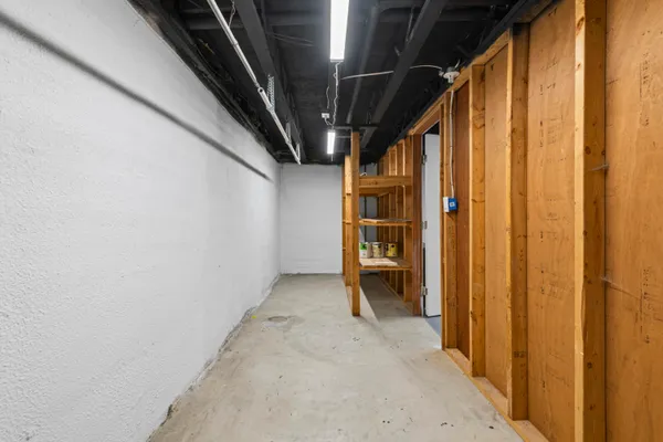 $89,900 | 25229 Franklin Terrace, Unit 5, South Lyon, MI 48178
