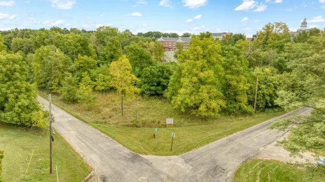 $900,000 | 55 McClellan Street, Hillsdale, MI 49242