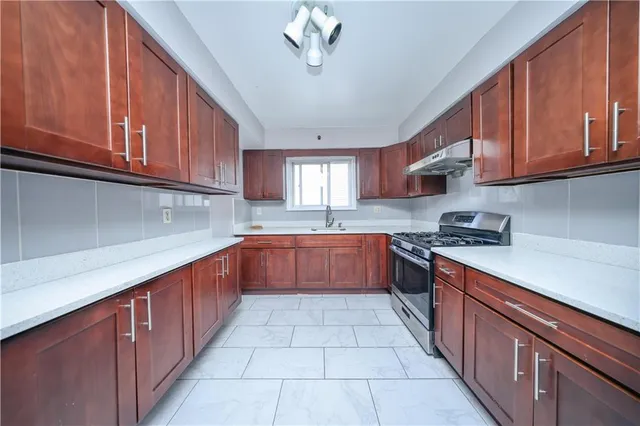 $999,000 | 25 Mallory Avenue | South Beach