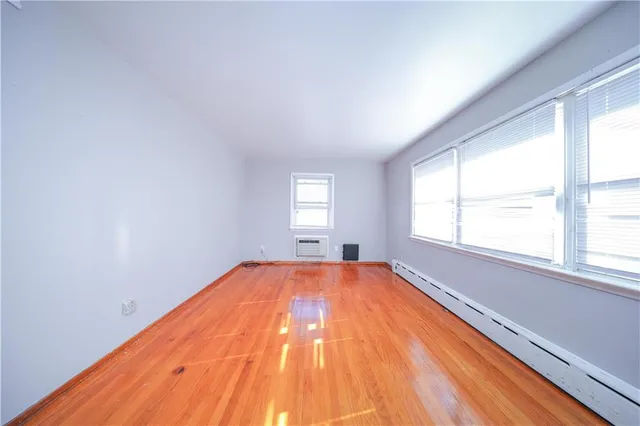 $999,000 | 25 Mallory Avenue | South Beach