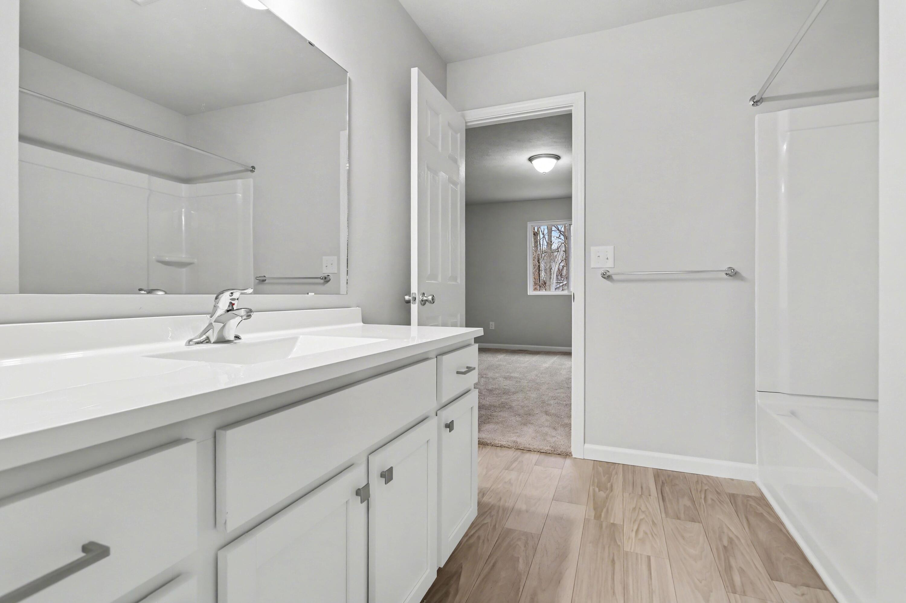 1212 Pine Street Three Rivers, MI 49093 - Photo 12 of 29 MFW035-i2060-Primary Bath