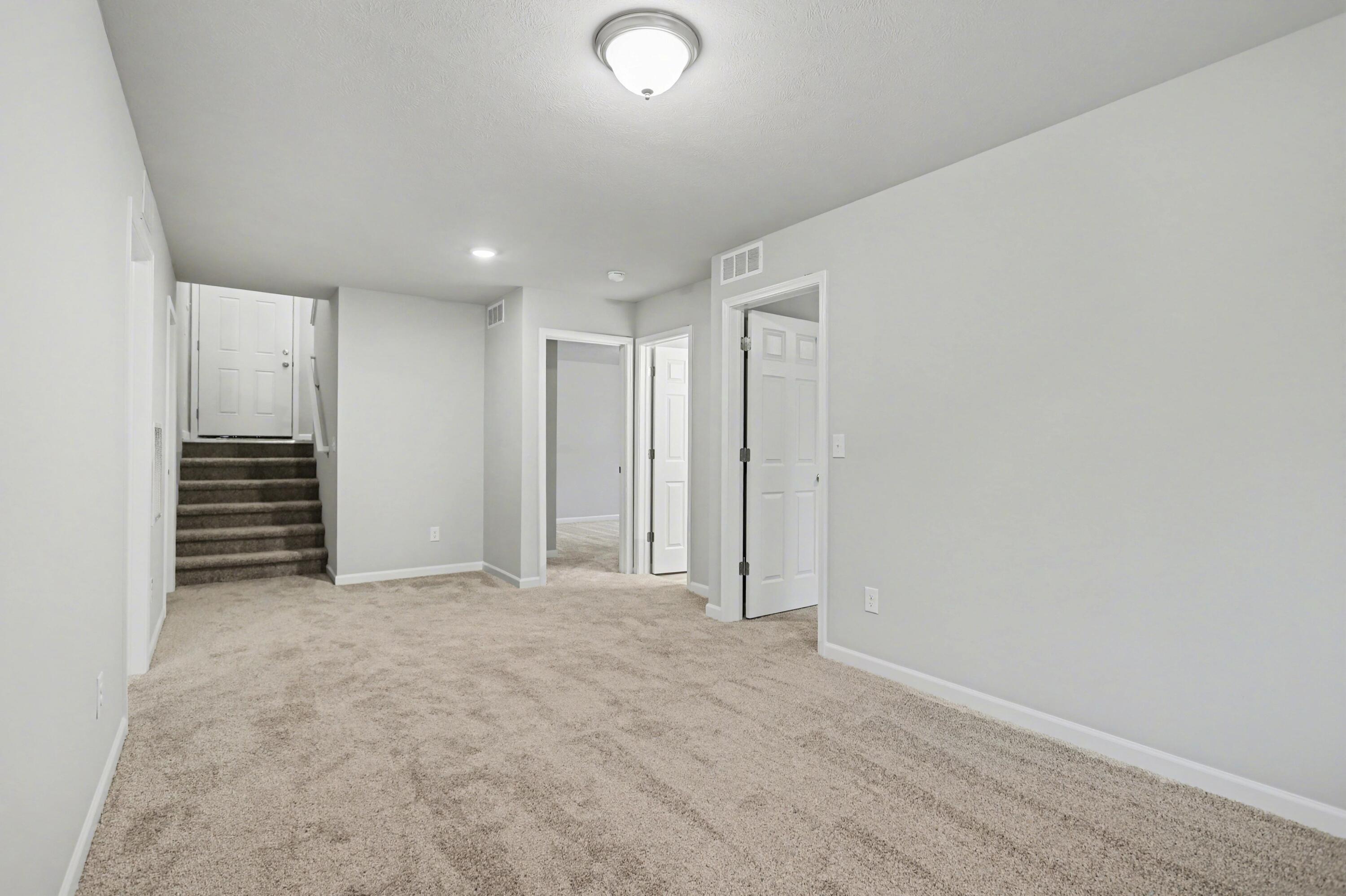 1212 Pine Street Three Rivers, MI 49093 - Photo 15 of 29 MFW035-i2060-Rec Room)