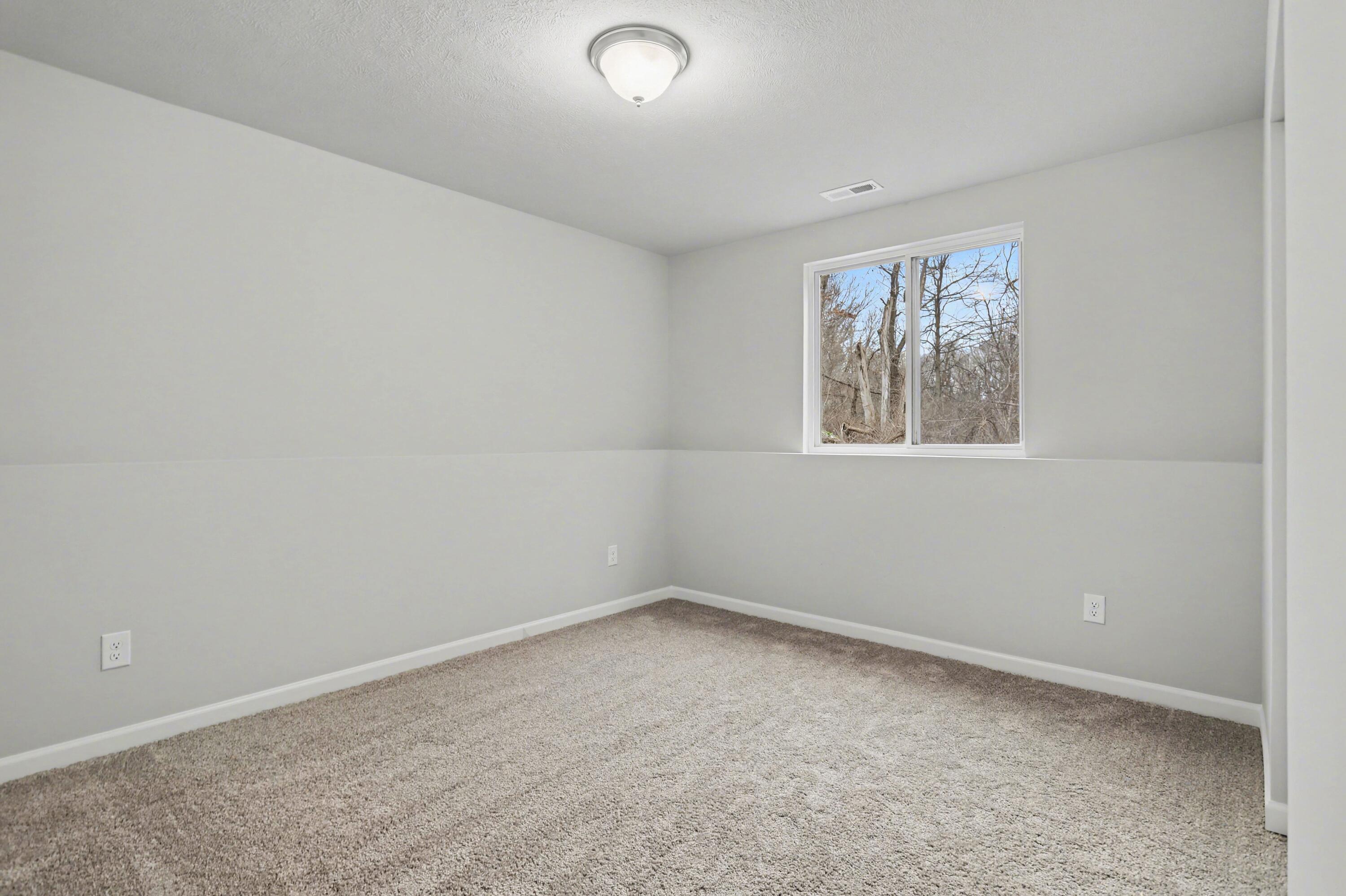 1212 Pine Street Three Rivers, MI 49093 - Photo 17 of 29 MFW035-i2060-BR2