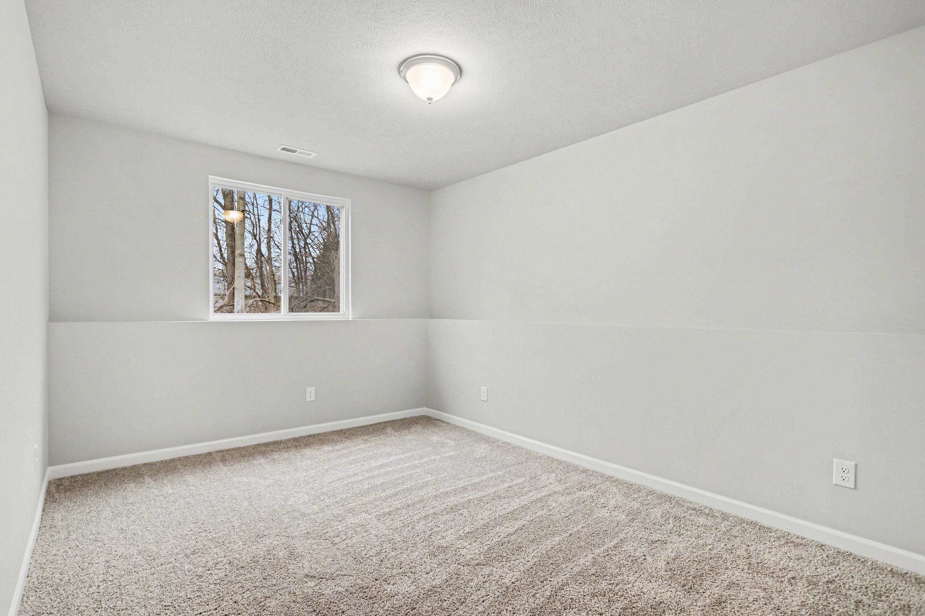 1212 Pine Street Three Rivers, MI 49093 - Photo 19 of 29 MFW035-i2060-BR4