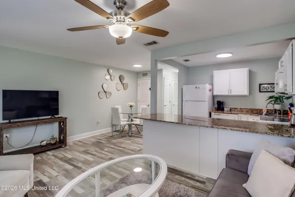 $139,000 | 1664 Beach Boulevard, Unit K167, Biloxi, MS 39531