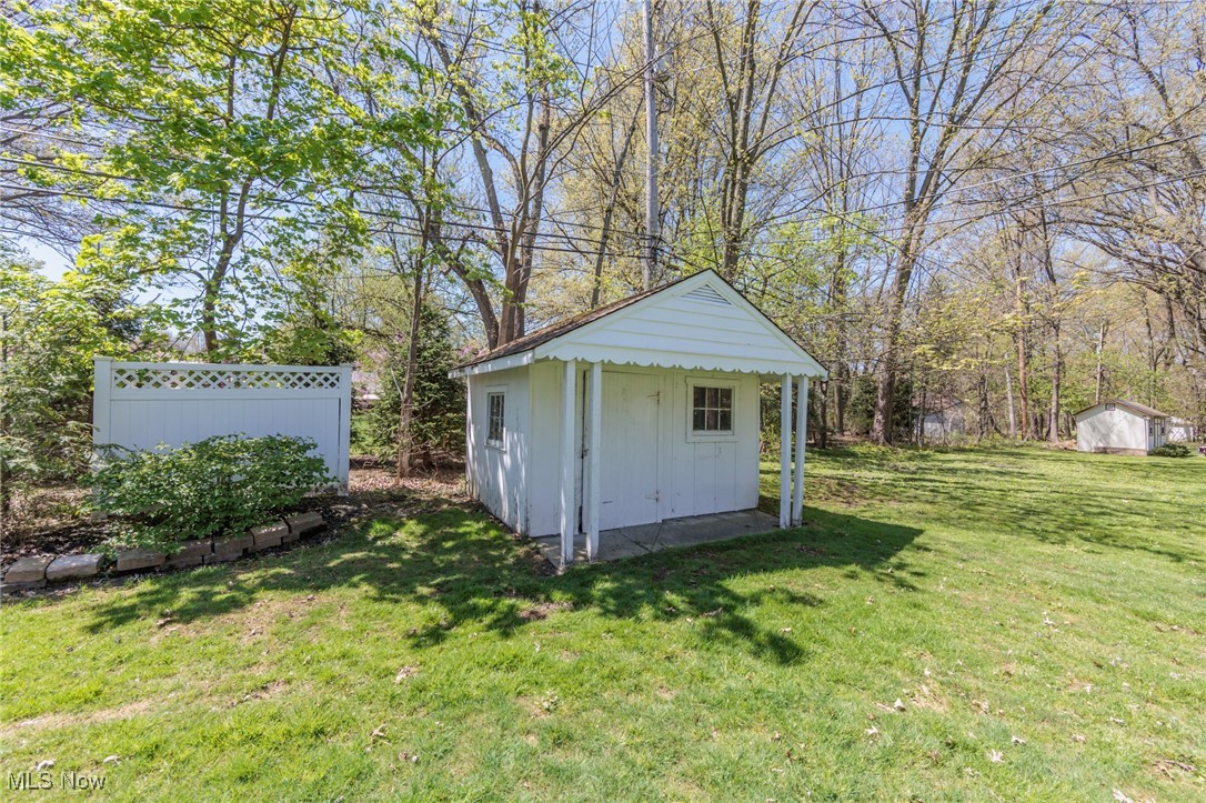 4944 Middledale Road Lyndhurst, OH 44124 - Photo 42 of 44 View of shed