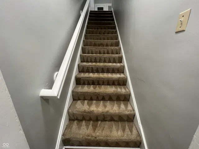 $1,199 | 3248 Central Avenue, Indianapolis, IN 46205