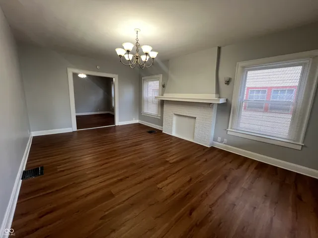 $1,199 | 3248 Central Avenue, Indianapolis, IN 46205