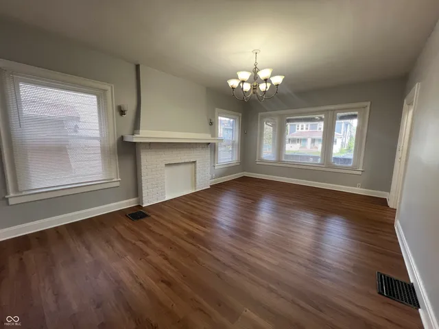 $1,199 | 3248 Central Avenue, Indianapolis, IN 46205