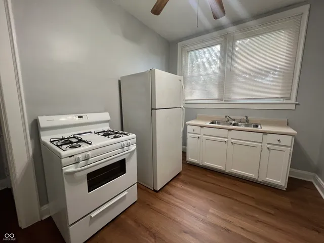 $1,199 | 3248 Central Avenue, Indianapolis, IN 46205