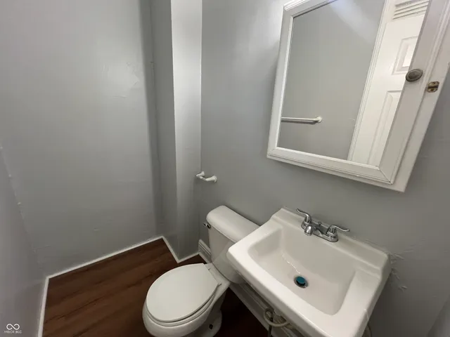 $1,199 | 3248 Central Avenue, Indianapolis, IN 46205