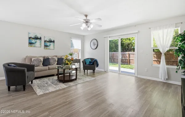 $285,000 | 4540 Glendas Meadow Drive, Jacksonville, FL 32210
