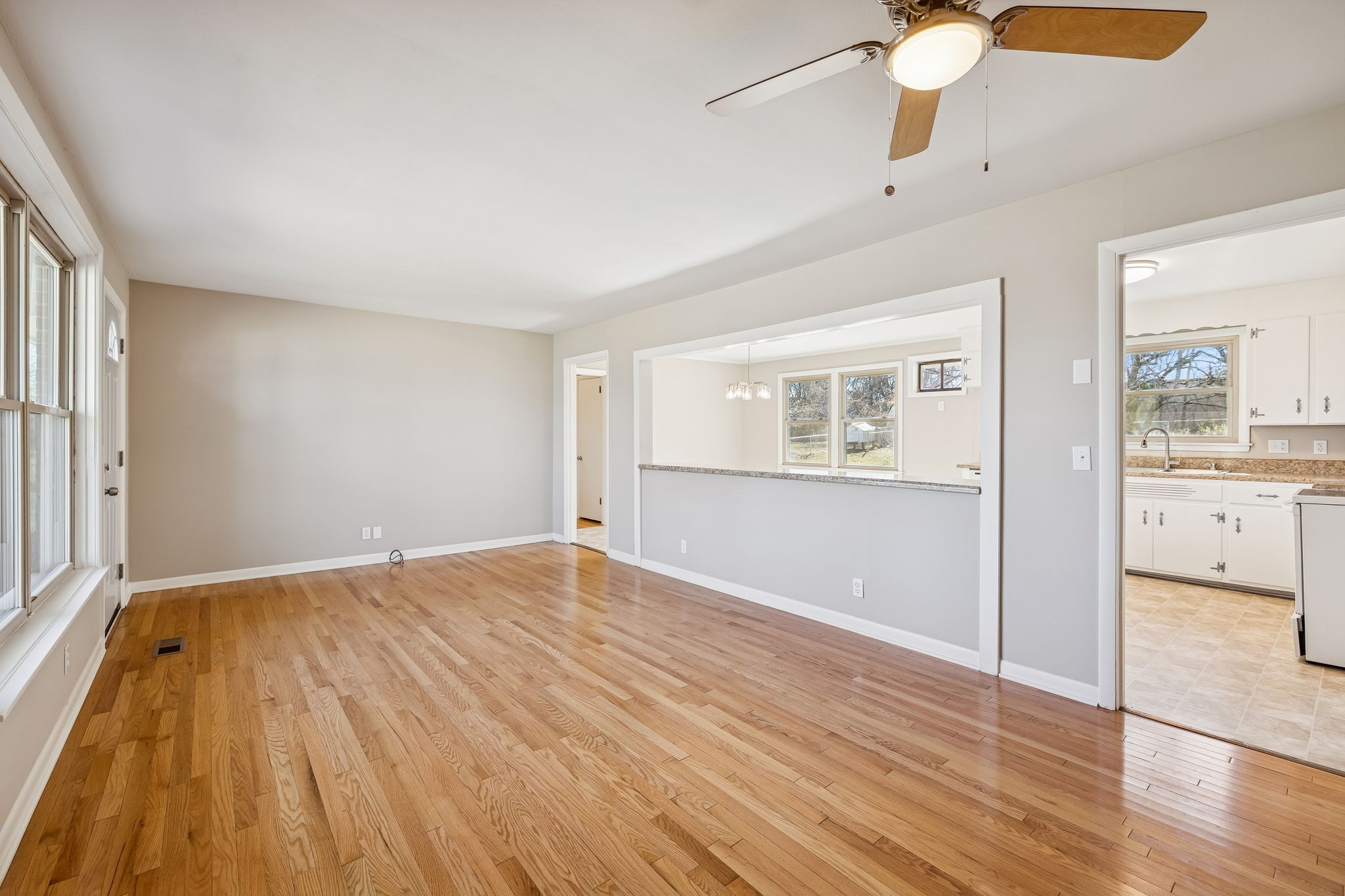 1614 Trinity Circle Lebanon, TN 37087 - Photo 8 of 39 Gallery Image 8
