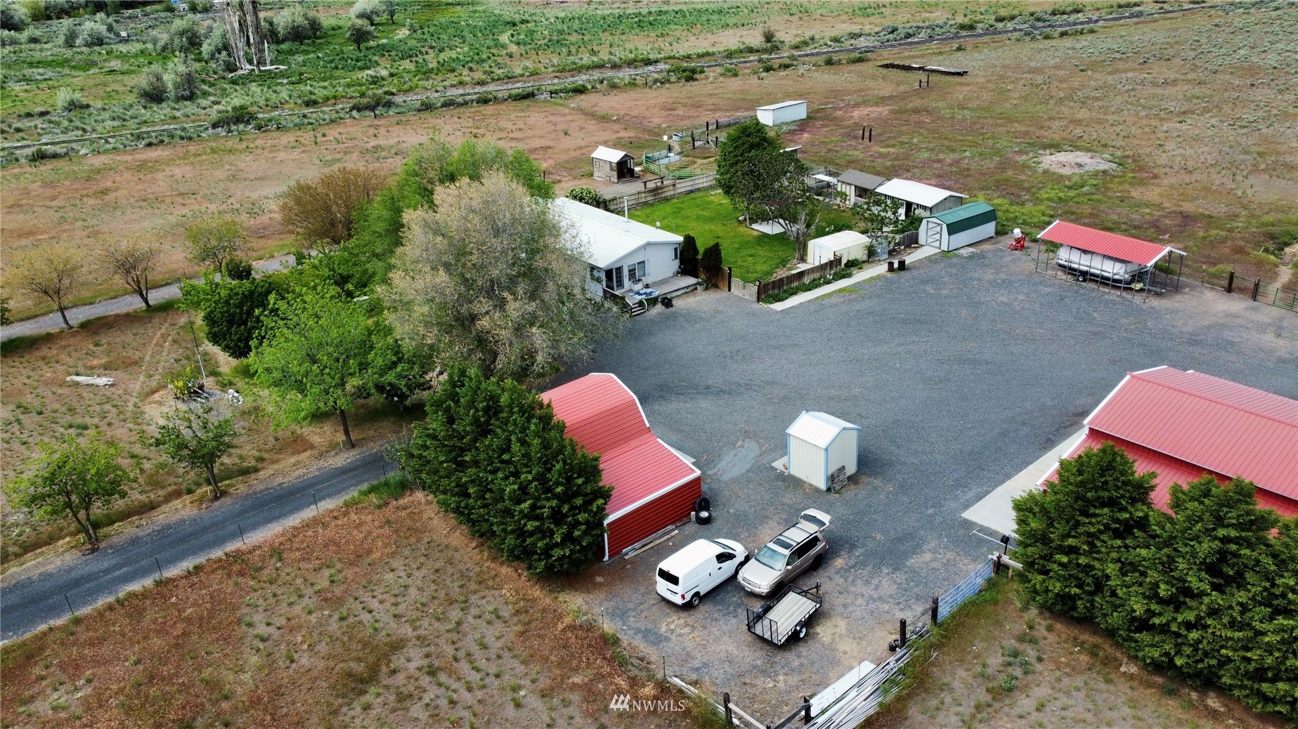 35487 Pinto Ridge Road Northeast Coulee City, WA 99115 - Photo 2 of 30 Gallery Image 2