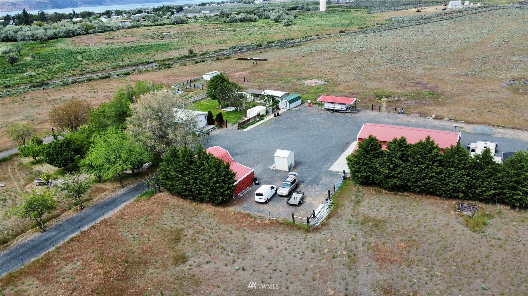 35487 Pinto Ridge Road Northeast Coulee City, WA 99115 - Photo 3 of 30 Gallery Image 3