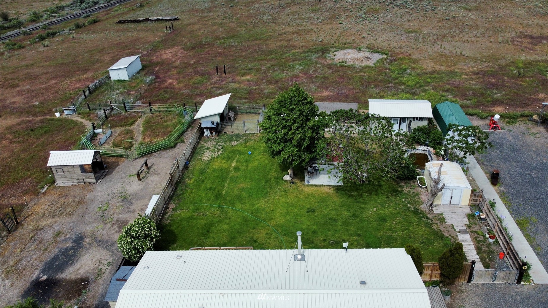 35487 Pinto Ridge Road Northeast Coulee City, WA 99115 - Photo 8 of 30 Gallery Image 8