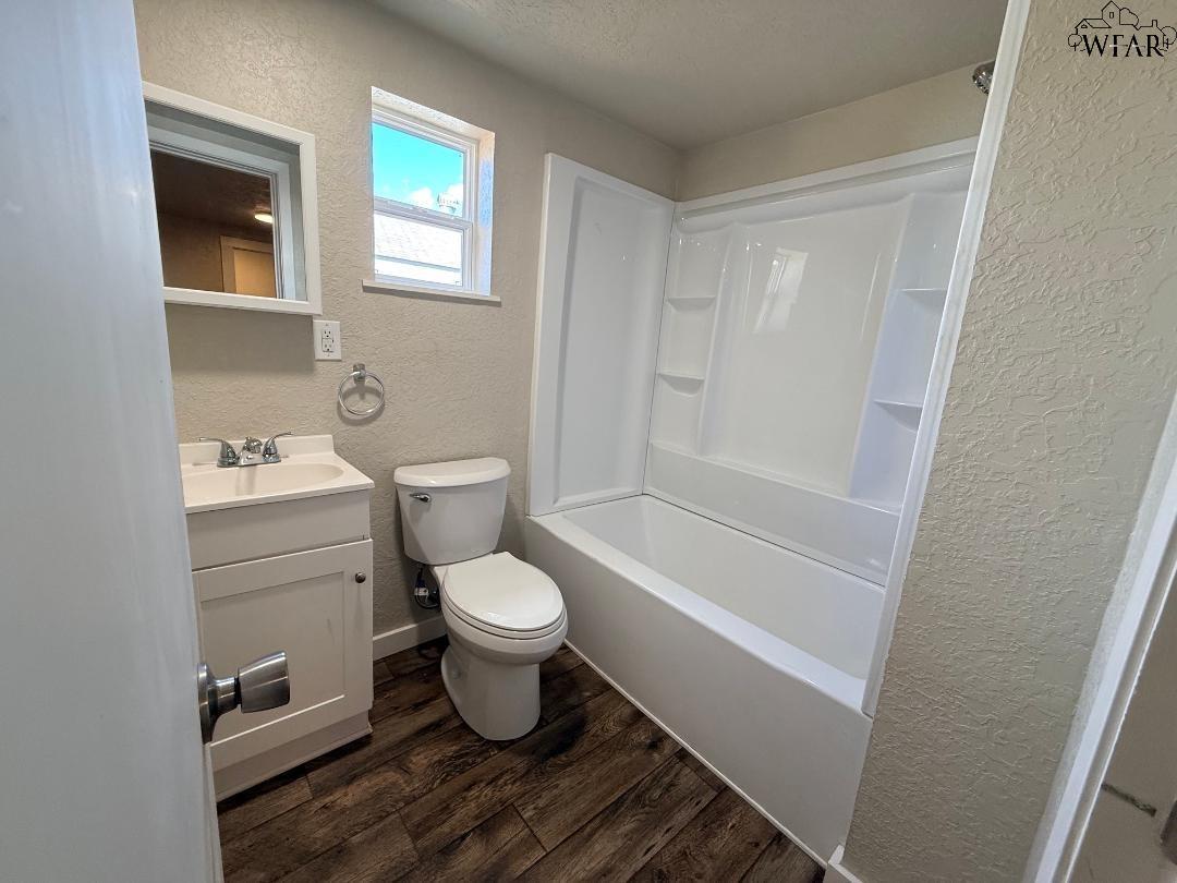 2414 Fillmore Street, Unit B Wichita Falls, TX 76309 - Photo 4 of 8 Gallery Image 4
