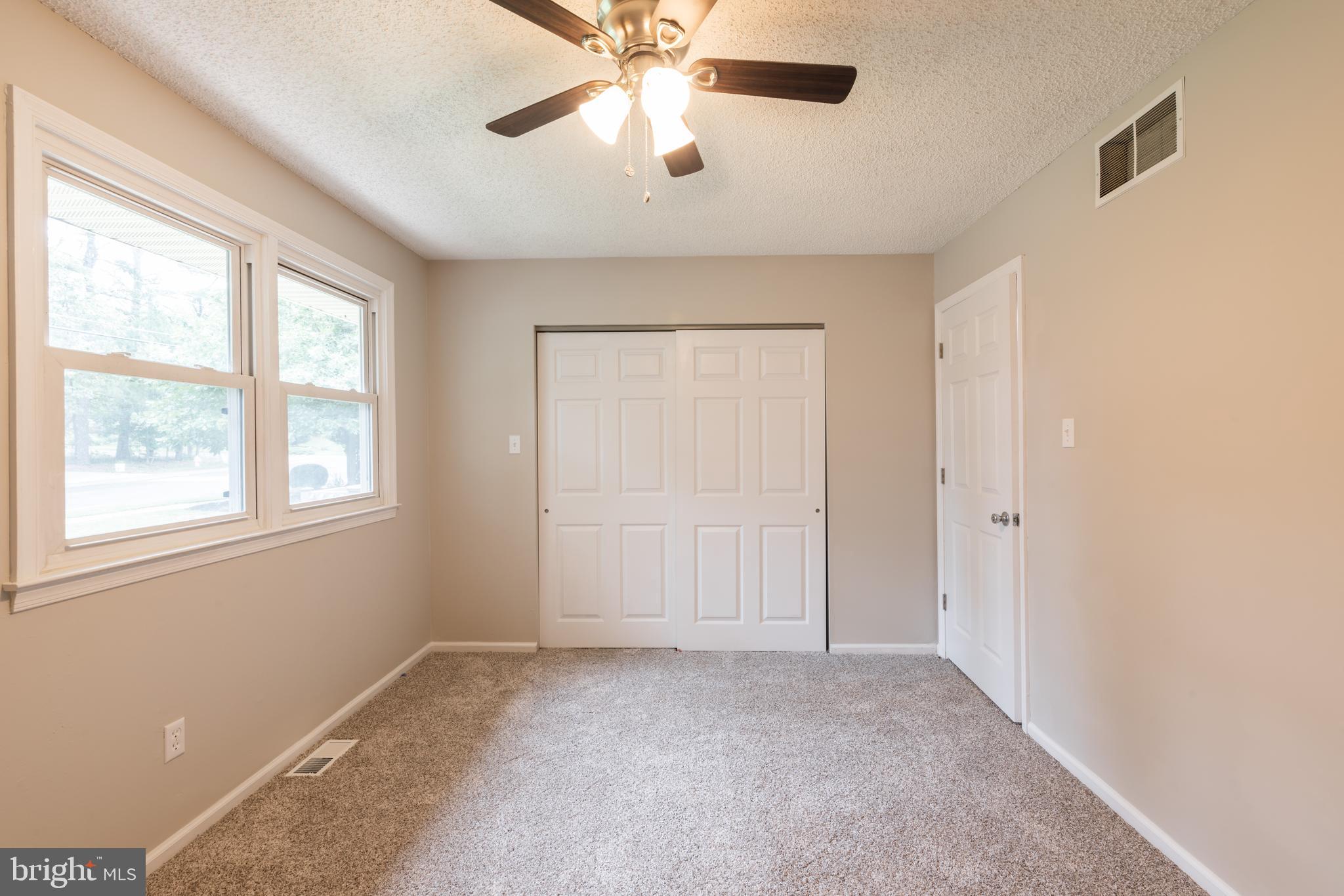 920 Kearsley Road Sicklerville, NJ 08081 - Photo 6 of 25 Gallery Image 6