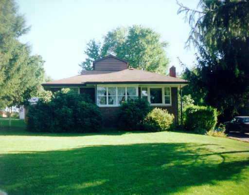 950 Princeton Road New Castle, PA 16101 - Photo 1 of 1