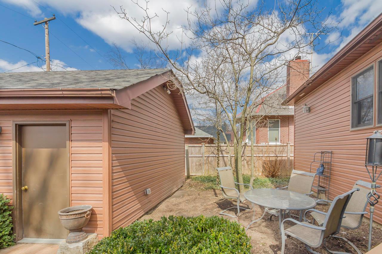 193 South Ardmore Road Columbus, OH 43209 - Photo 17 of 50