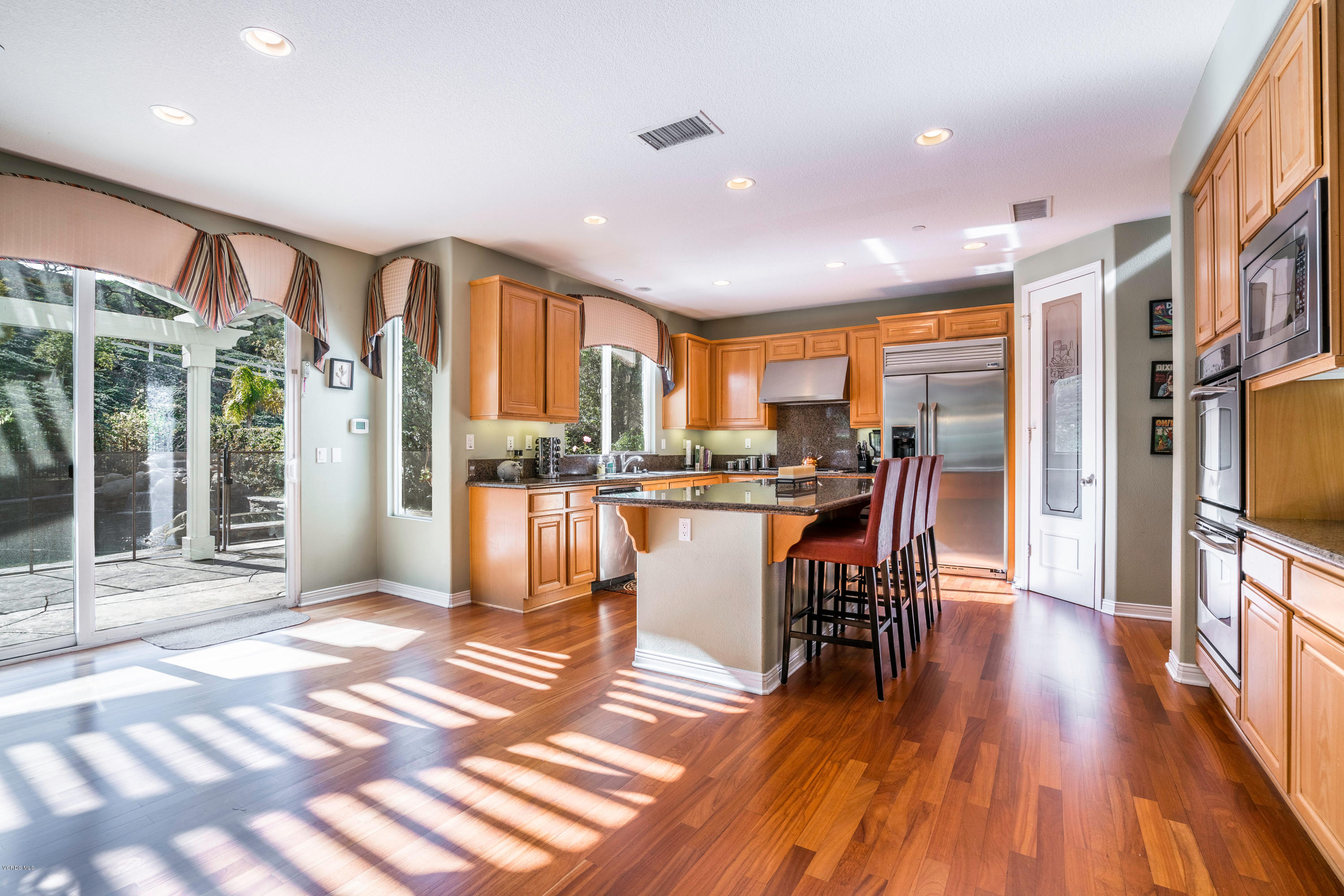 1345 Hidden Ranch Drive Simi Valley, CA 93063 - Photo 10 of 50 1345 Hidden Ranch Dr Simi-print-009-15-D