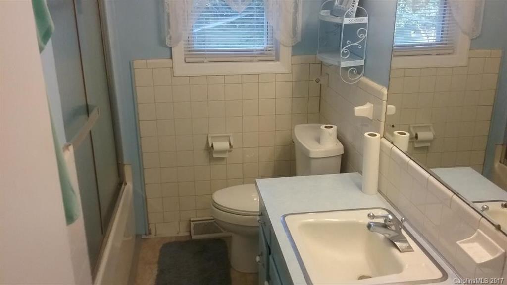 32690 Austin Road New London, NC 28127 - Photo 11 of 24 Gallery Image 11