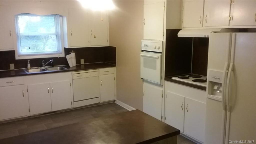 32690 Austin Road New London, NC 28127 - Photo 3 of 24 Gallery Image 3