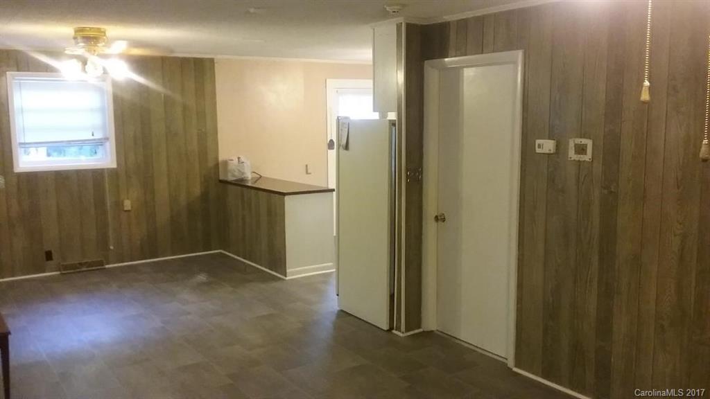32690 Austin Road New London, NC 28127 - Photo 6 of 24 Gallery Image 6