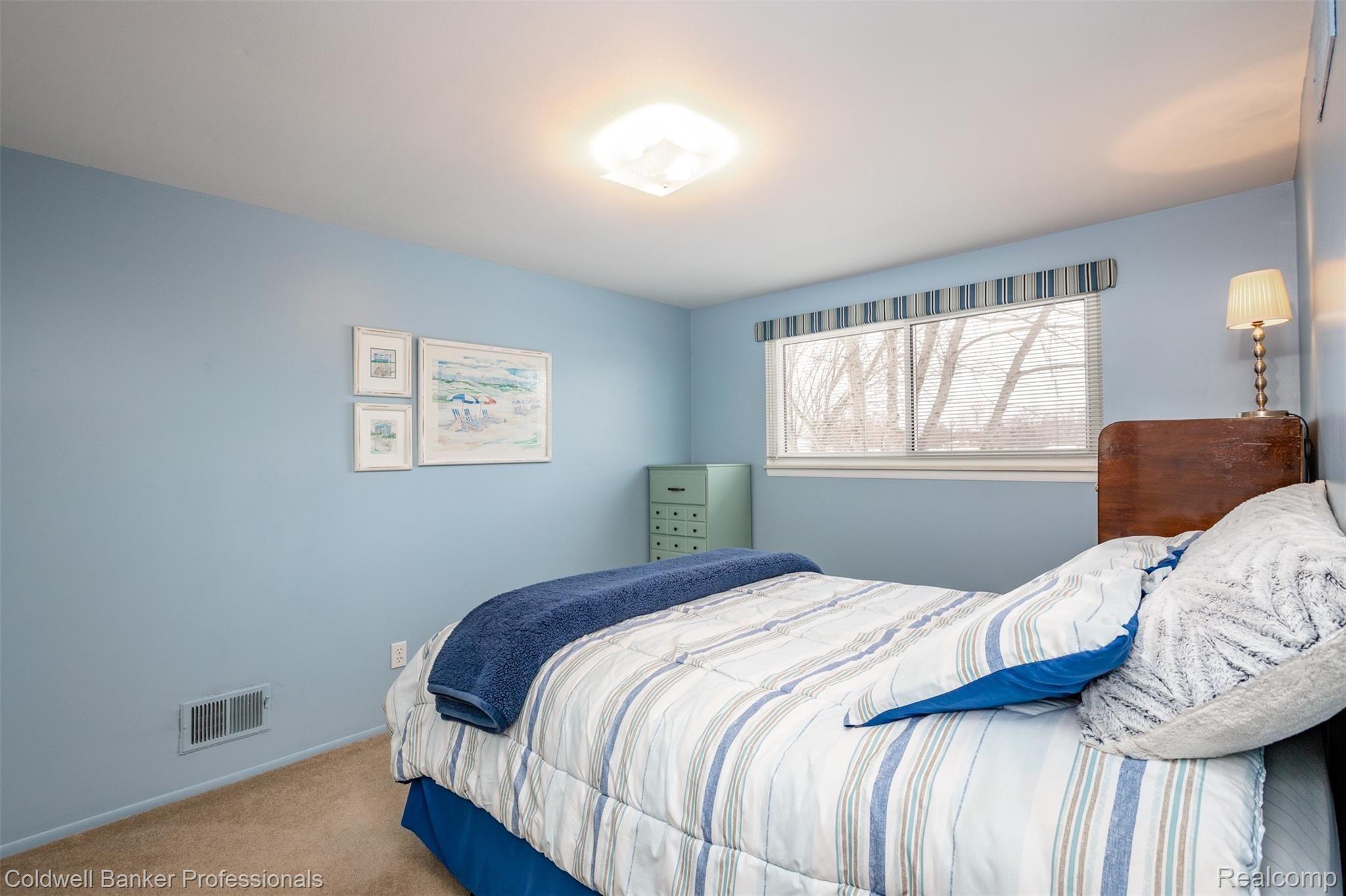 5820 Wedgewood Road Canton, MI 48187 - Photo 24 of 44 Bedroom