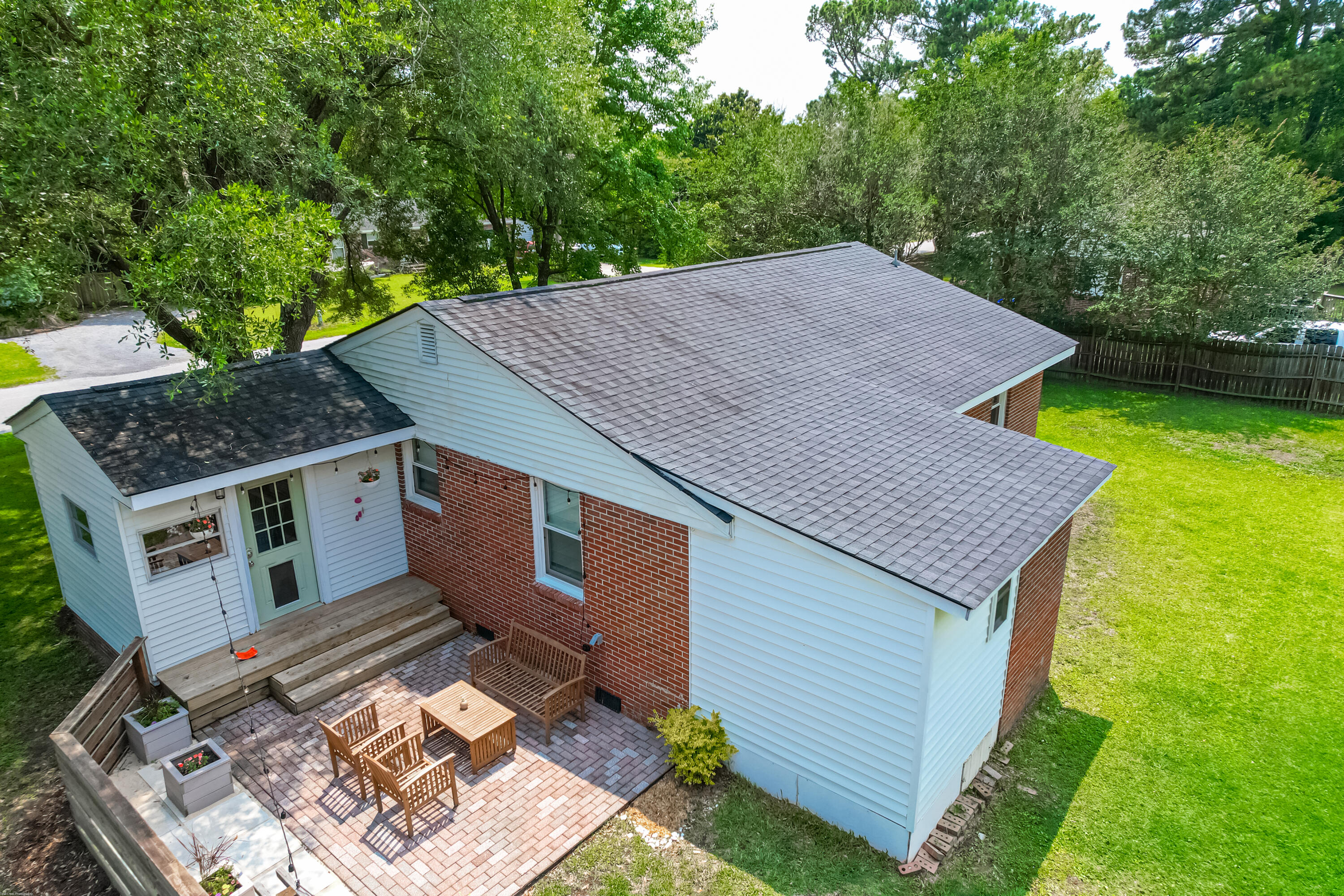 728 Windward Road James Island, SC 29412 - Photo 30 of 44 728 Windward -Tidalcreekphoto- (5)