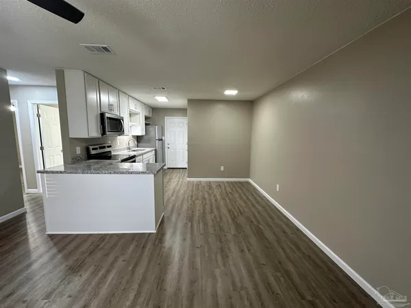 $1,395 | 8011 Kipling Street, Pensacola, FL 32514