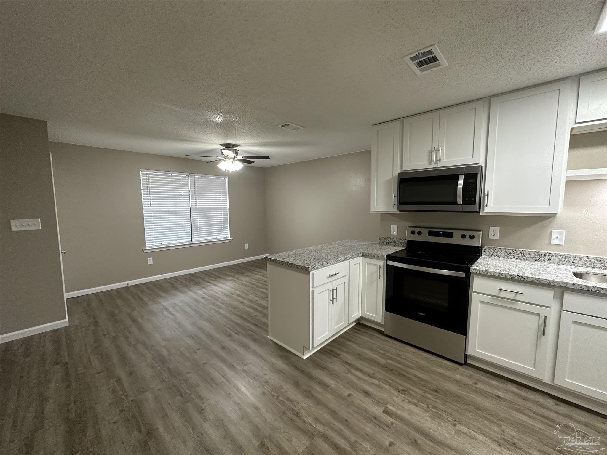8011 Kipling Street Pensacola, FL 32514 - Photo 7 of 14
