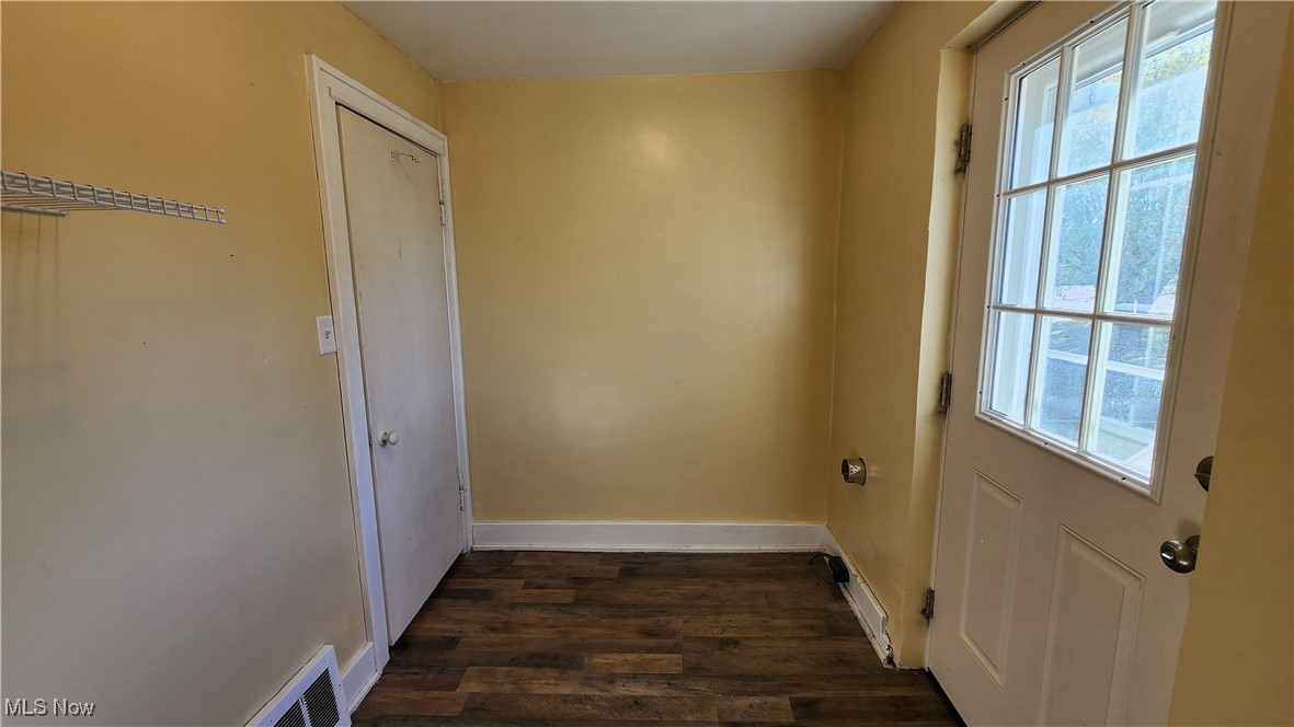 366 Canton Road Steubenville, OH 43953 - Photo 13 of 17 Gallery Image 13