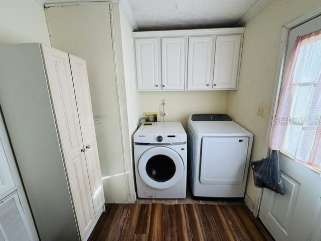 11817 Southwest 58th Street Webster, FL 33597 - Photo 10 of 46 a utility room with dryer and washer