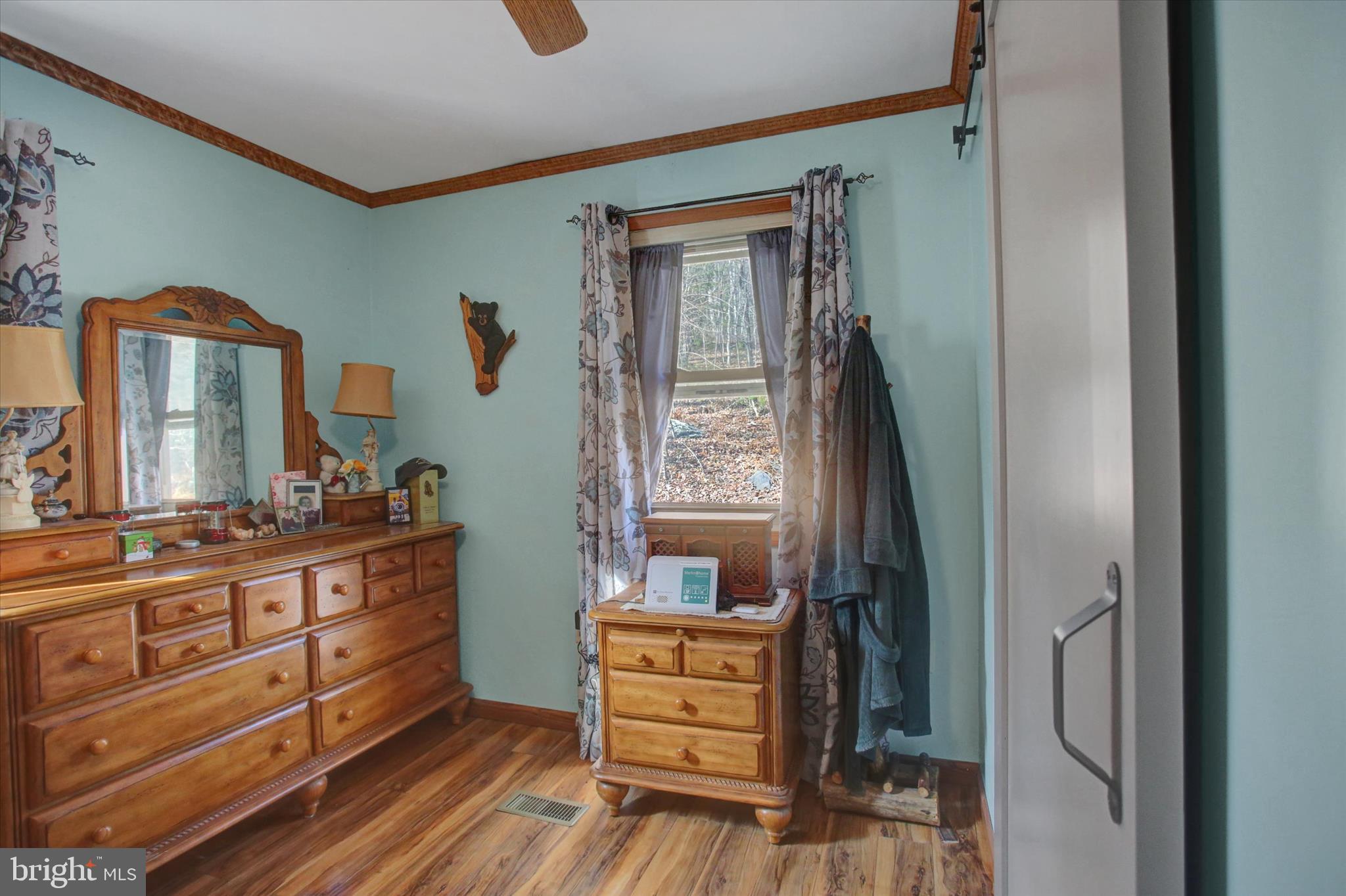 760 Buchanan Valley Road Orrtanna, PA 17353 - Photo 21 of 34 Main bedroom