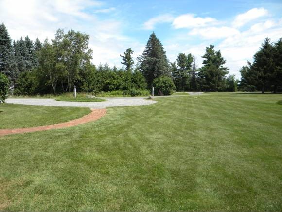 327 Little Sunapee Road New London, NH 03257 - Photo 2 of 25