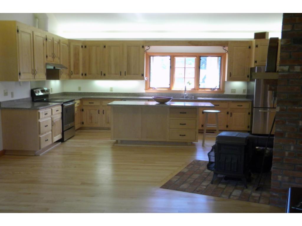 327 Little Sunapee Road New London, NH 03257 - Photo 10 of 25