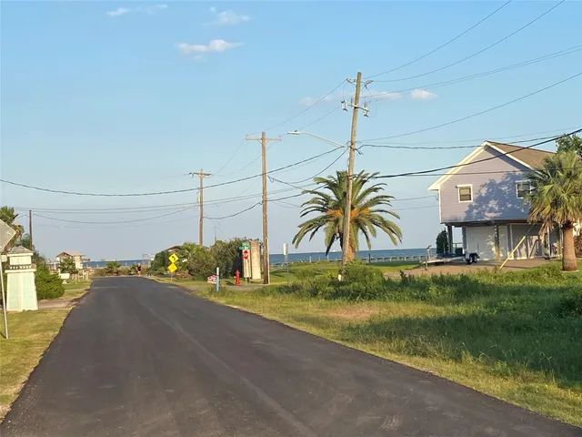 $1,650 | 1578 Railroad Street, San Leon, TX 77539