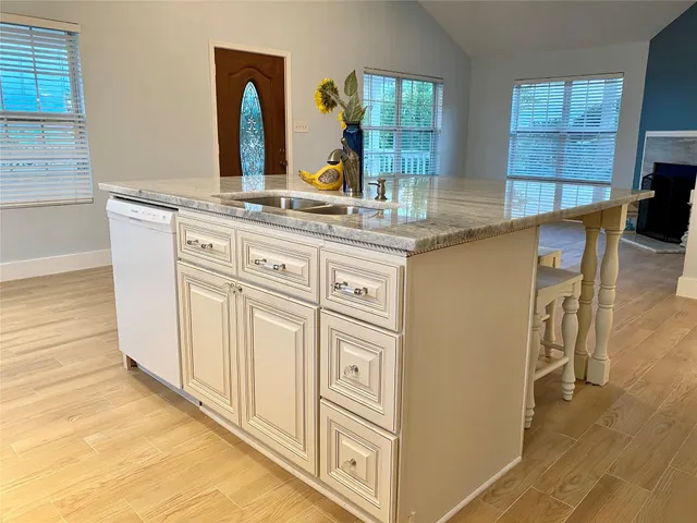 $1,650 | 1578 Railroad Street, San Leon, TX 77539