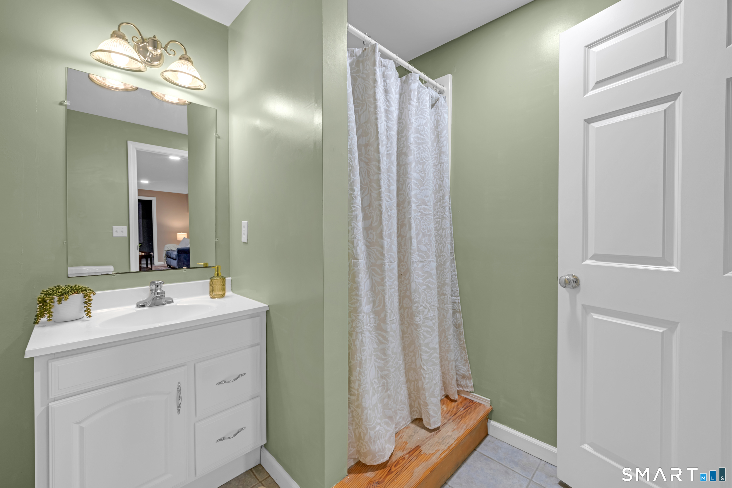 209 Cemetery Road Canterbury, CT 06331 - Photo 32 of 40