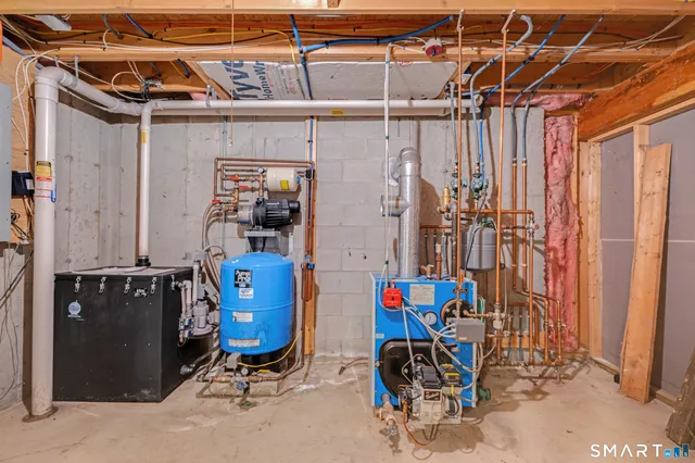 $525,000 | 209 Cemetery Road, Canterbury, CT 06331