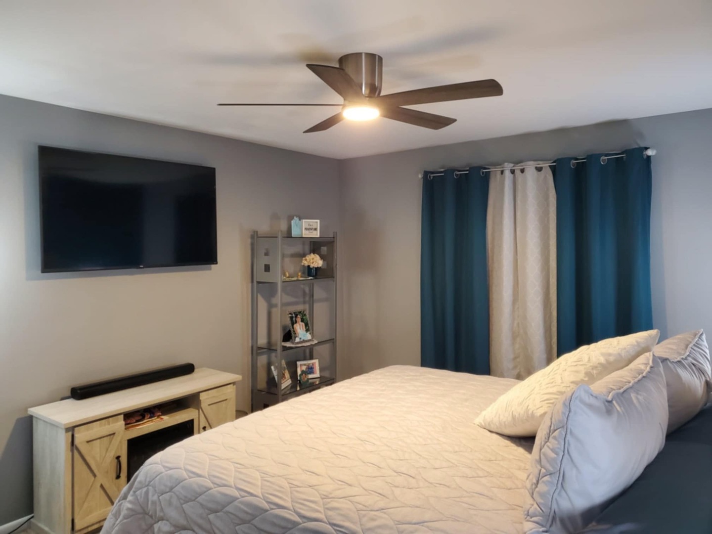 1301 South Finley Road, Unit 203 Lombard, IL 60148 - Photo 8 of 12 Gallery Image 8