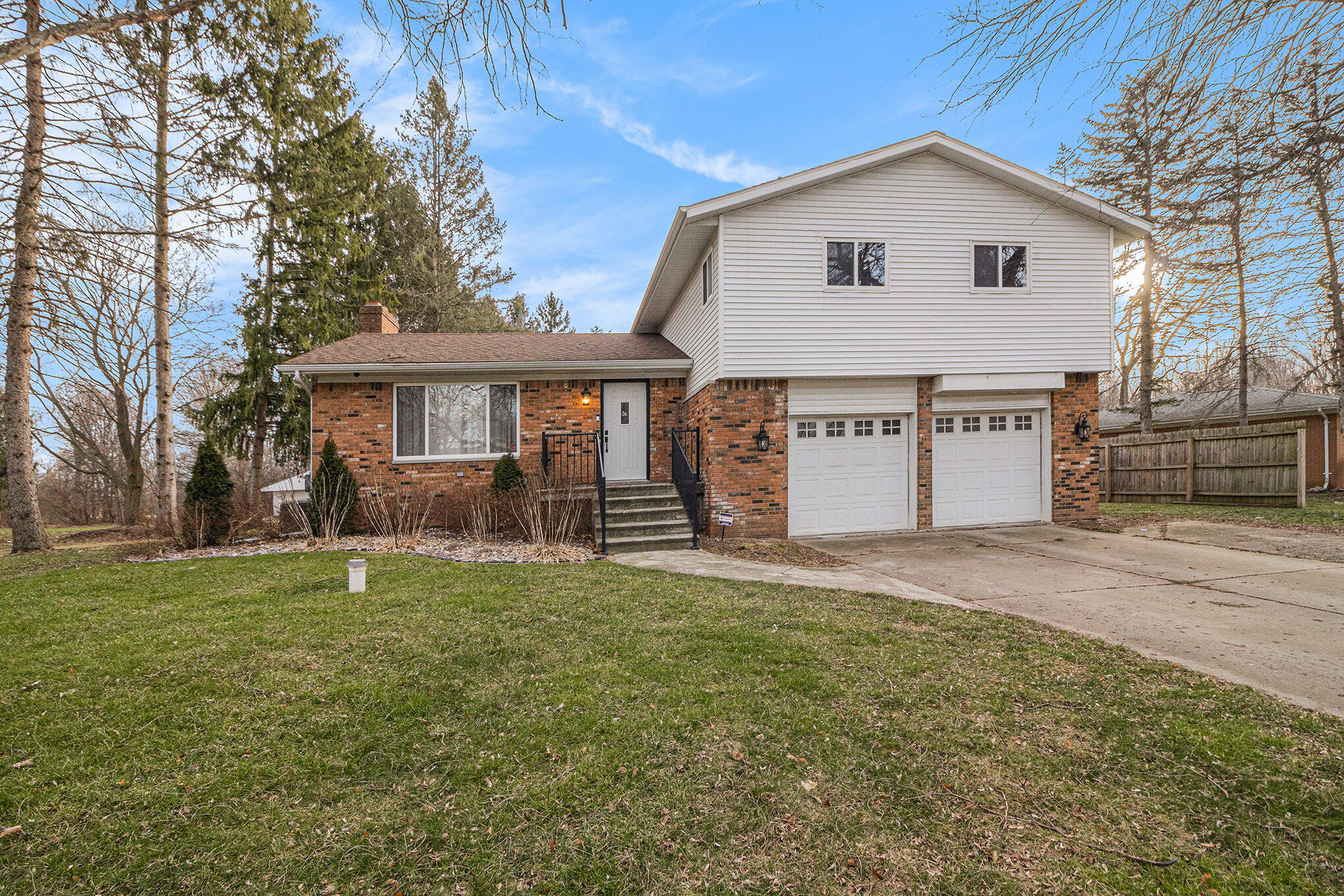4117 Rochdale Drive Flint, MI 48504 - Photo 2 of 25 004_img_4002