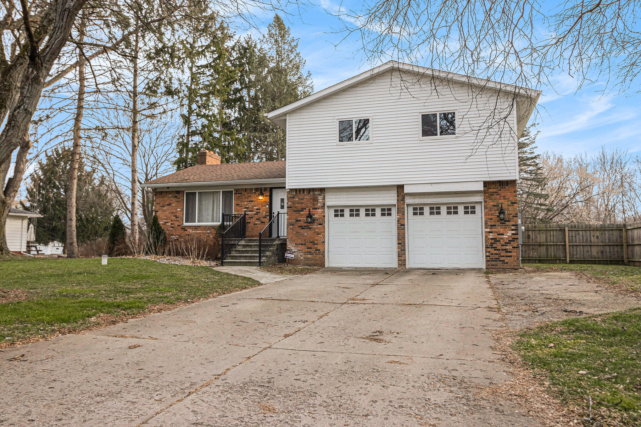 4117 Rochdale Drive Flint, MI 48504 - Photo 3 of 25 006_img_4004