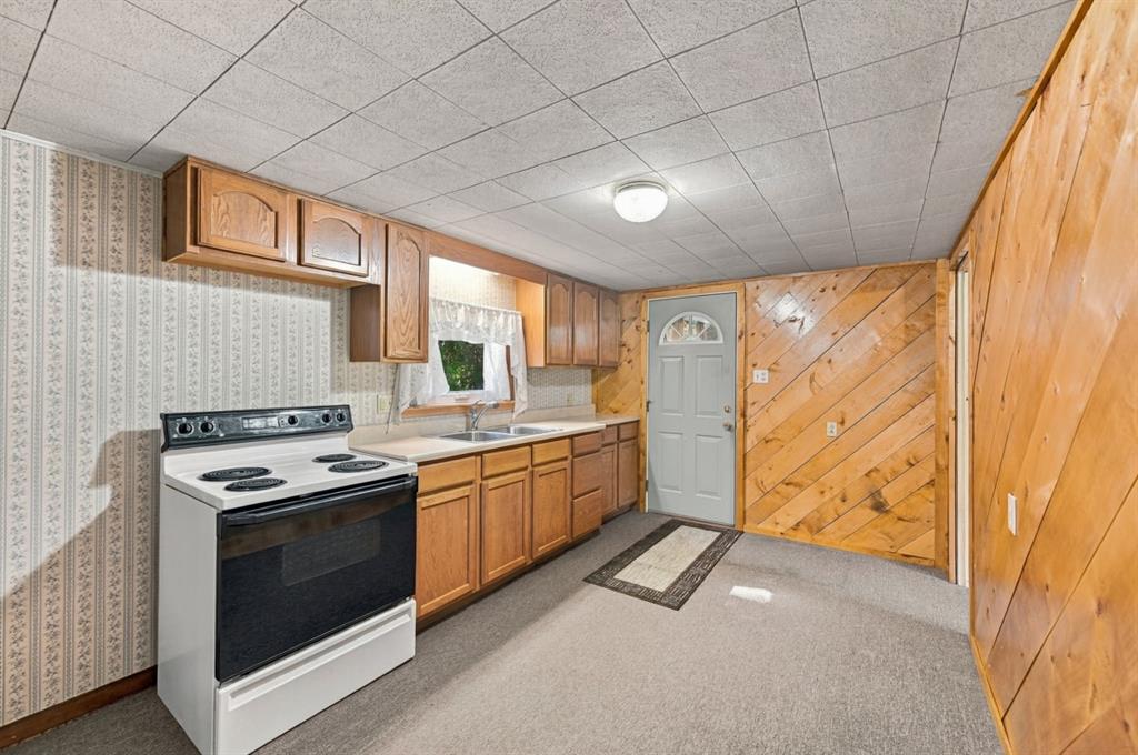 1308 Butler Road Springdale, PA 15144 - Photo 9 of 28 Gallery Image 9