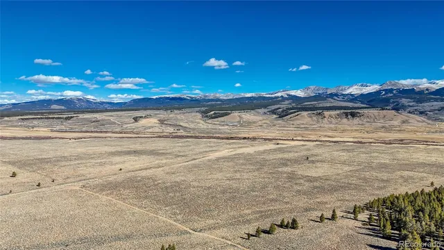 a view of an ocean of a house